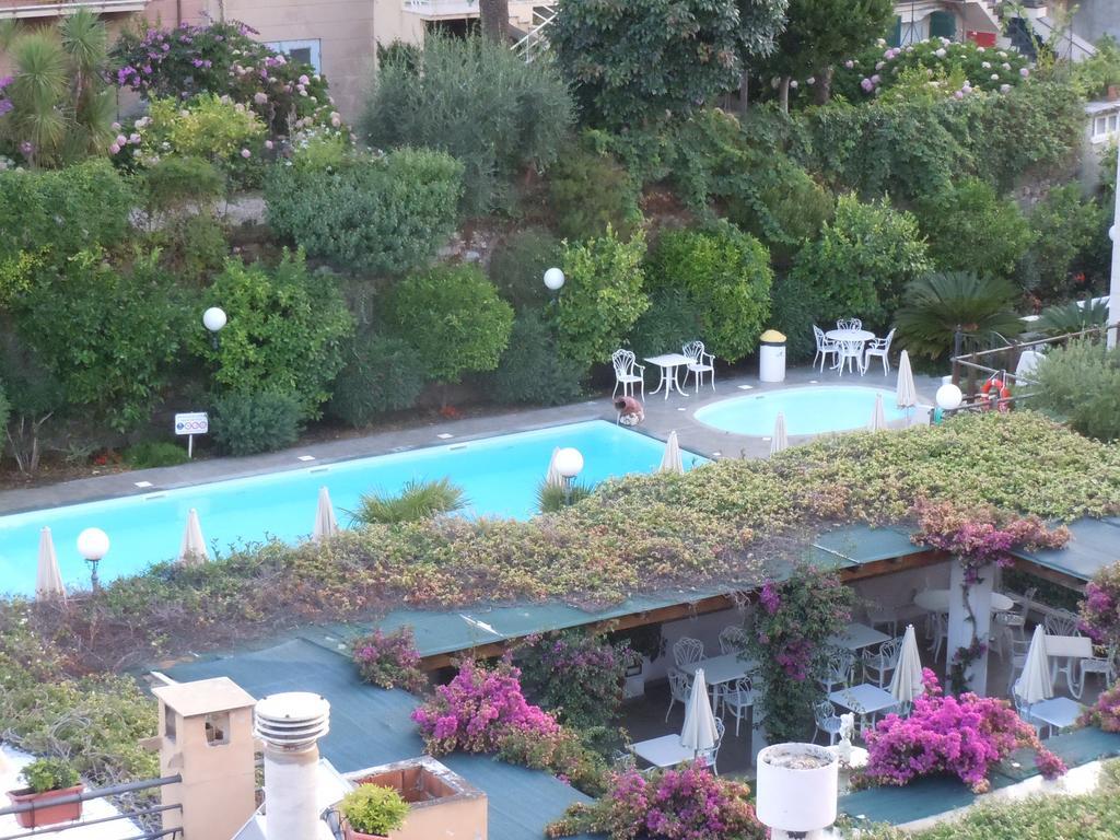 Hotel Due Mari Sestri Levante Esterno foto