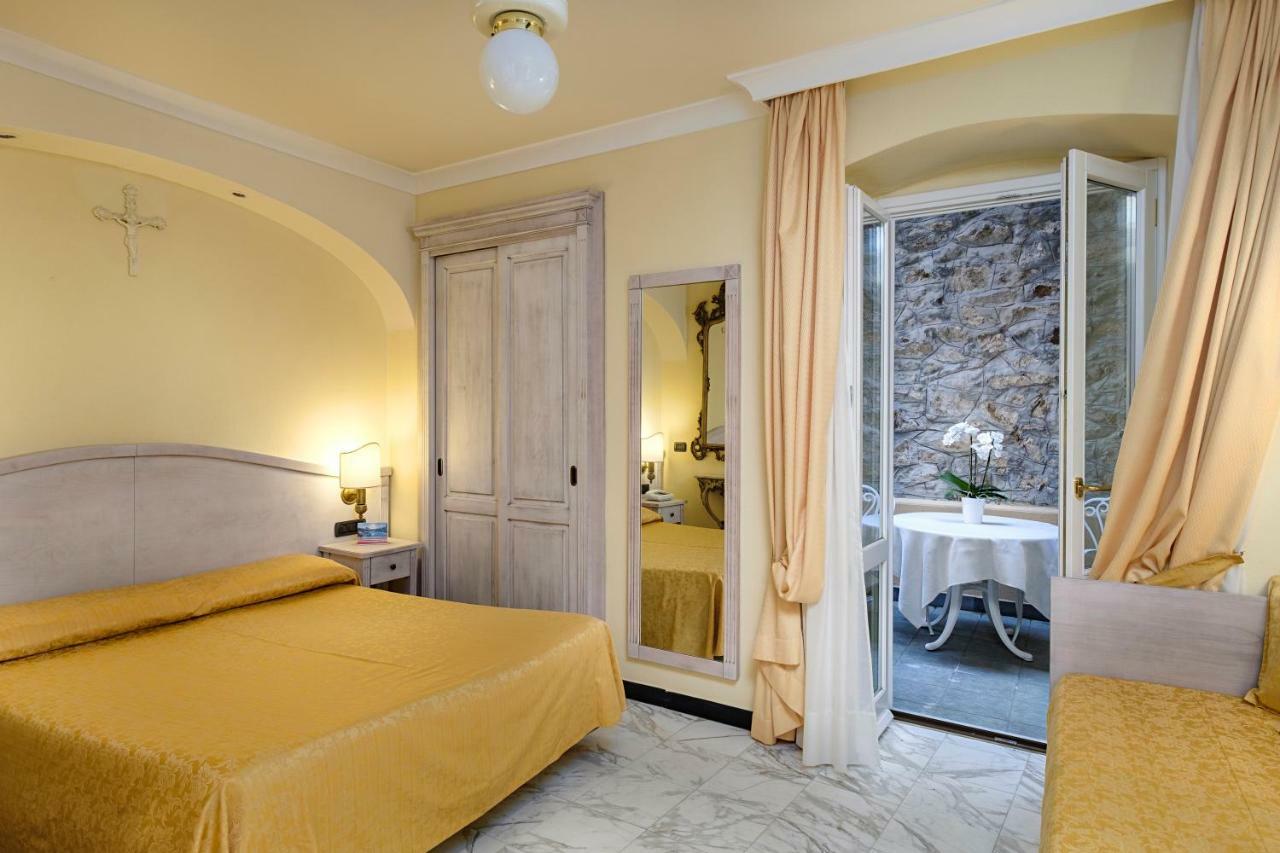 Hotel Due Mari Sestri Levante Esterno foto